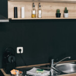 Küche mit Nespresso Kaffeemaschine