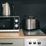 Küche mit Mikrowelle, Toaster & Wasserkocher Wasserkocher Toaster Küche